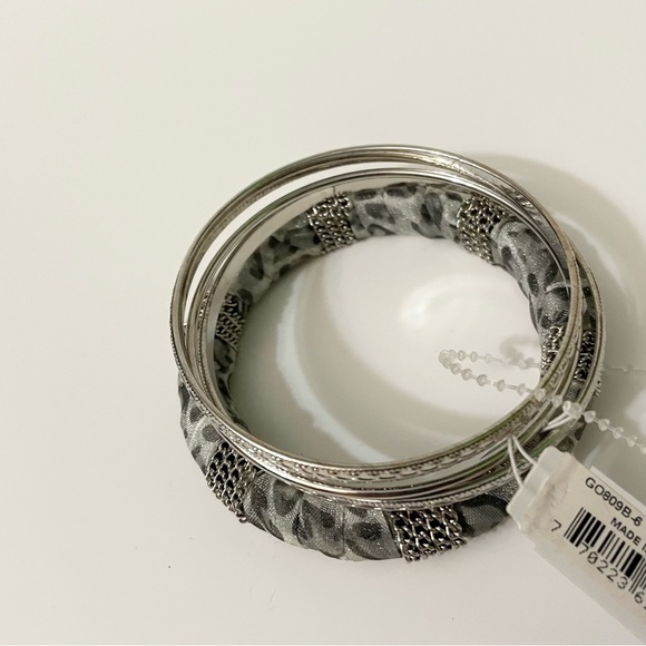 Guess Silver Tone and Grey Leopard Print Bangle Set - Picture 7 of 8